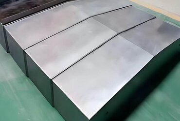 數控機床伸縮鋼板防護罩